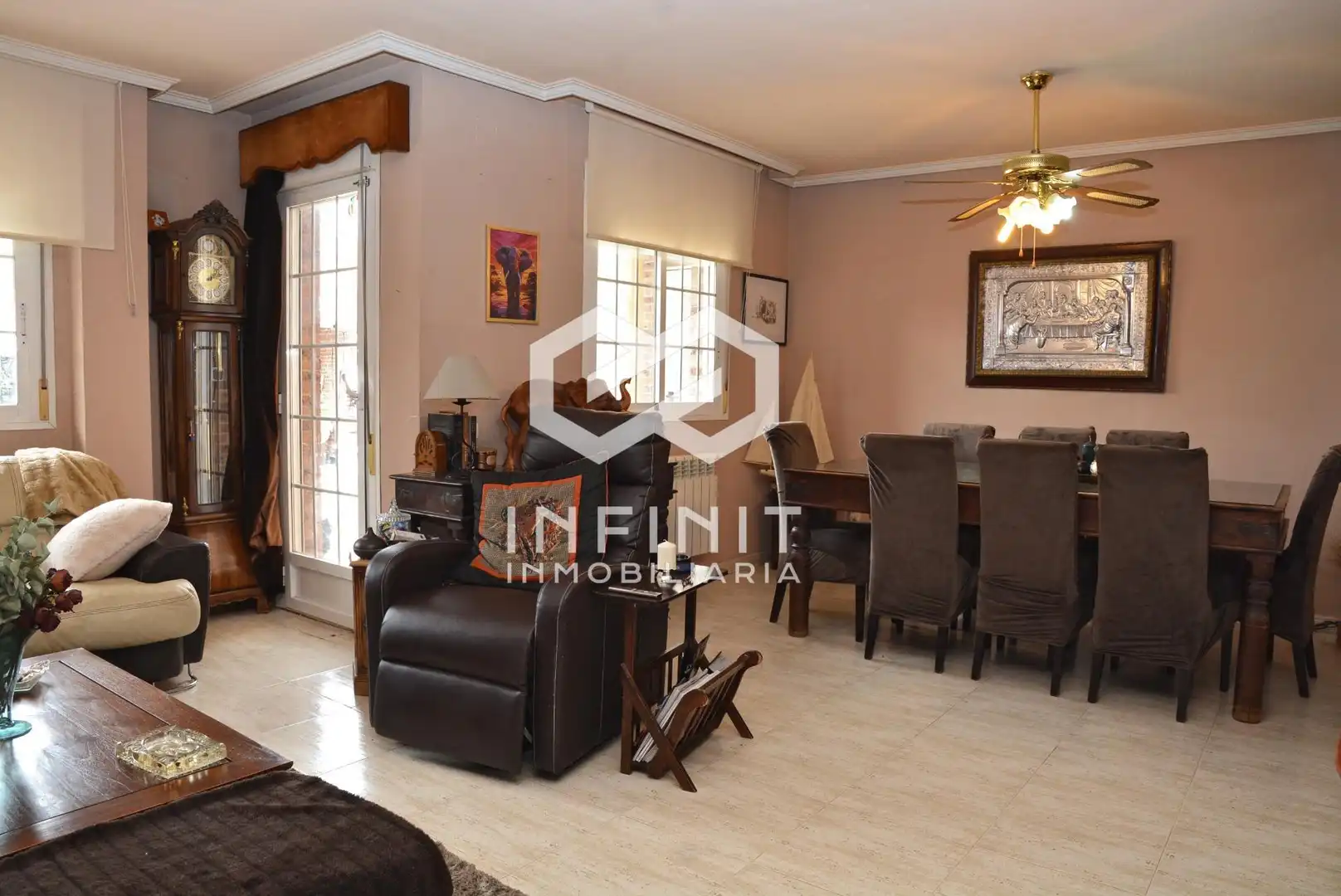 Casa adosada en venta en Villanueva de la Torre