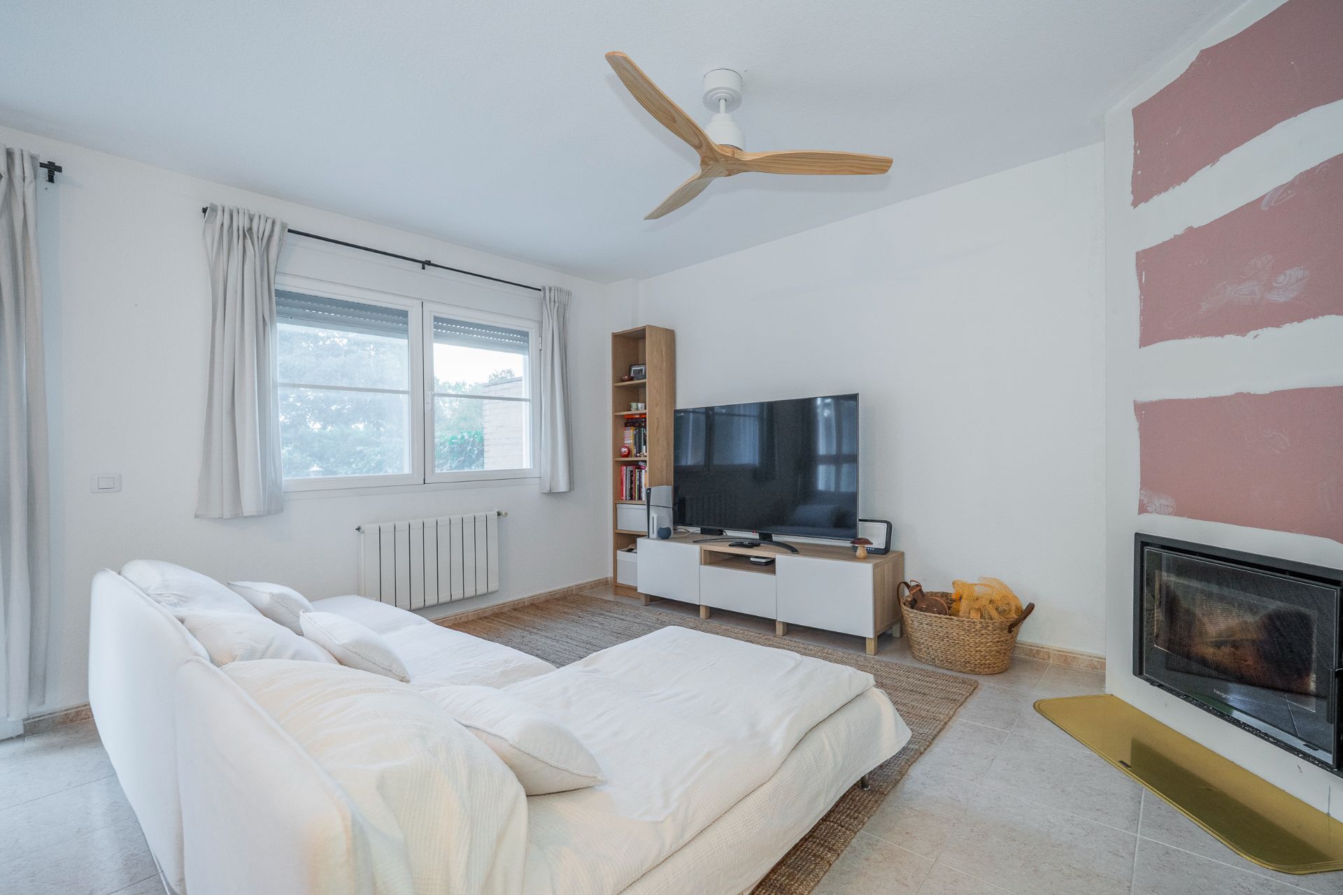 Bedroom of House or chalet for sale in Valdemorillo  with Air Conditioner, Heating and Private garden