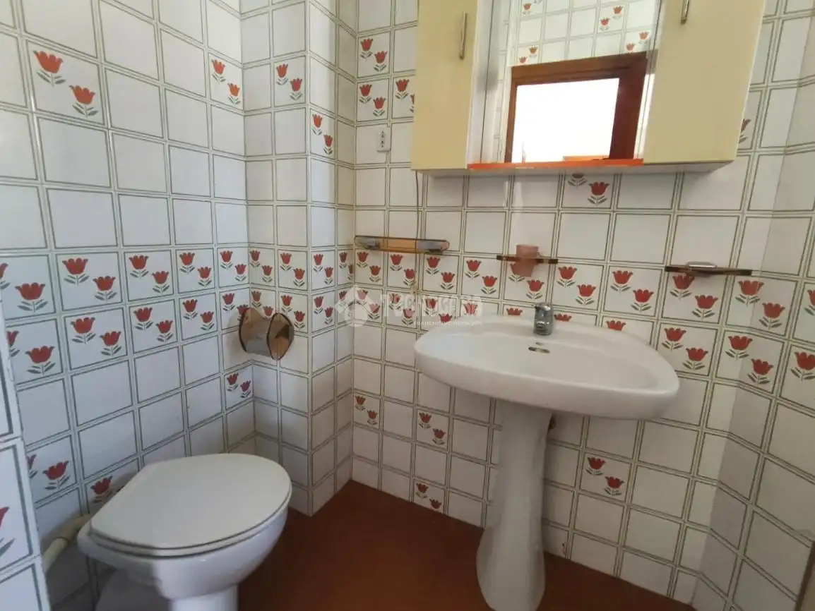 Baño de Casa adosada en venta en Guadix