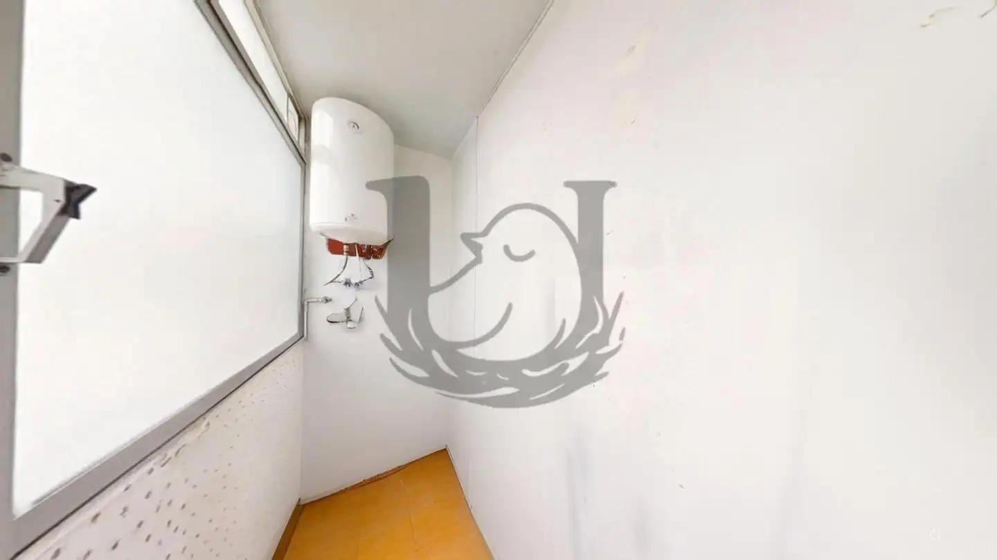 Balcony of Flat for sale in Silla  with Air Conditioner and Terrace