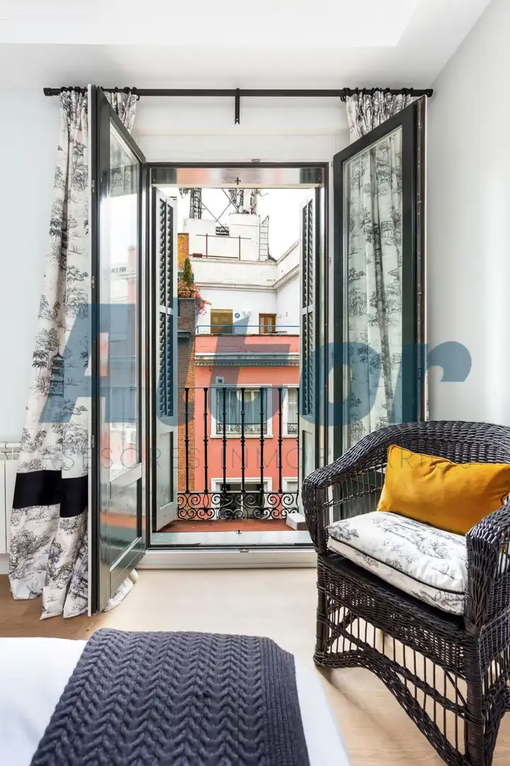 Flat with lift for sale in DE PEREZ GALDOS, imagen 13