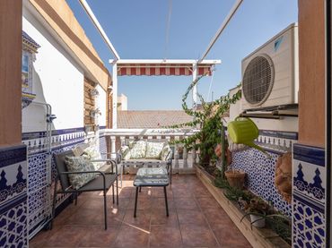 Flat with balcony for sale in Parque de San Roque