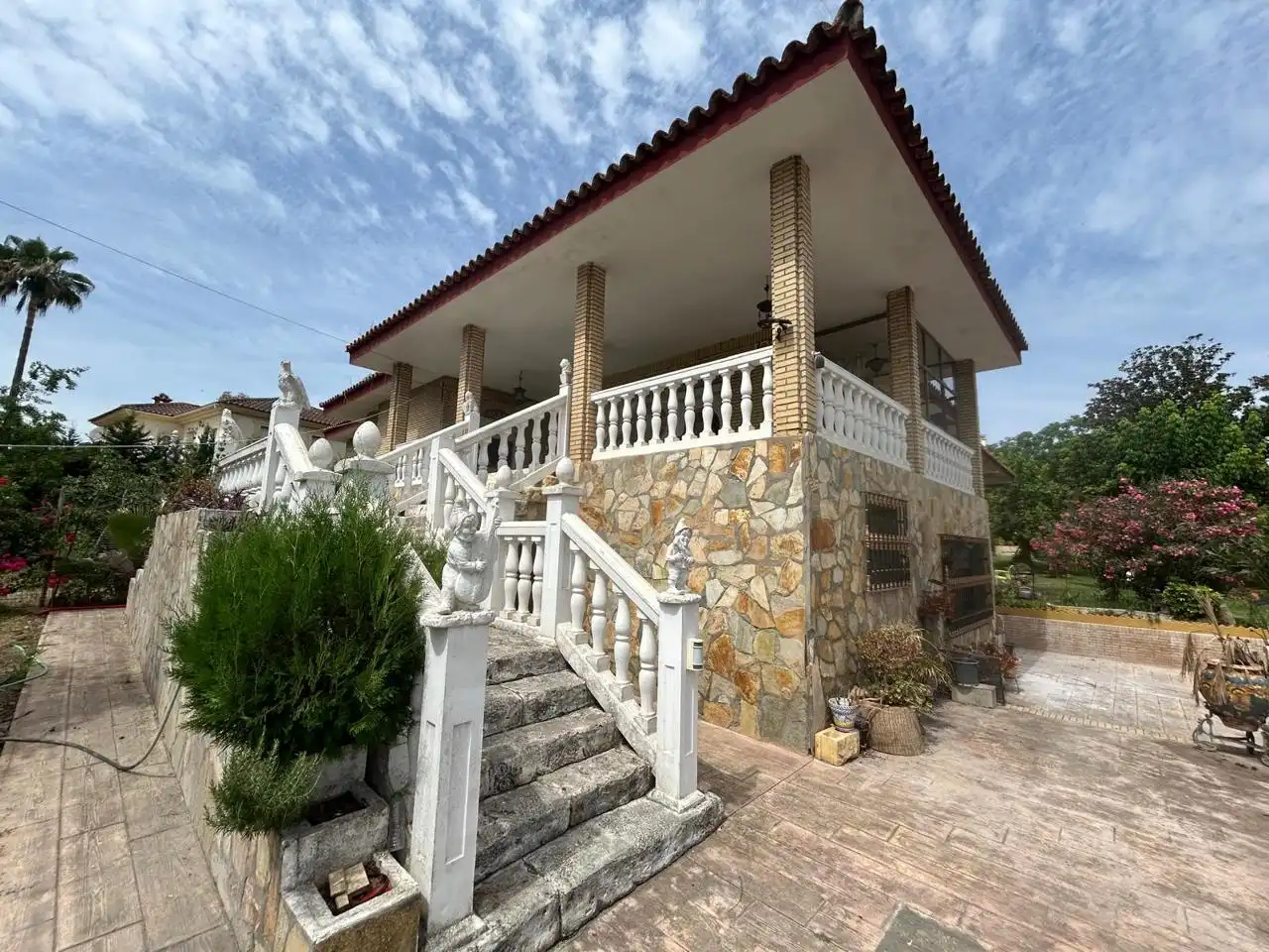 Haus mit Pool zum Verkauf in Cerros de Montequinto, imagen 3