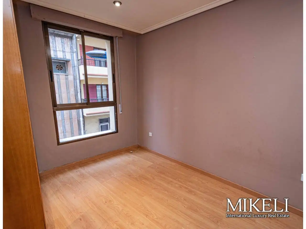Habitación de Apartamento en venta en Santander con Calefacción, Amueblado y Alarma