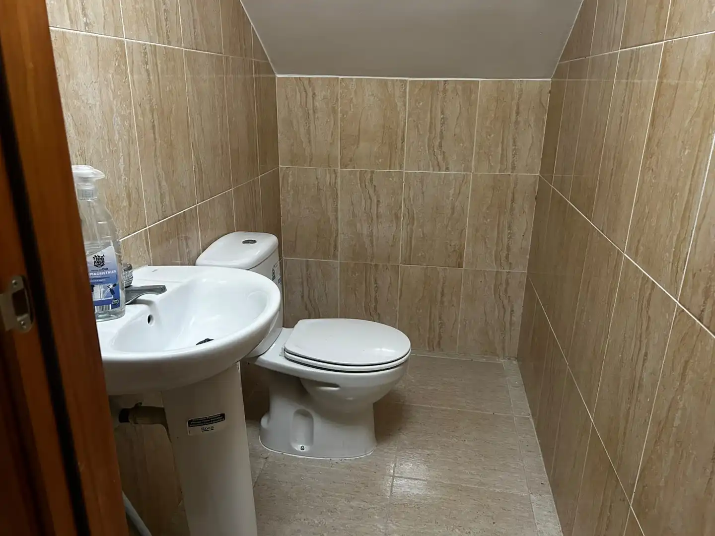 Badezimmer von Geschaftsraum zur Miete in Pineda de Mar
