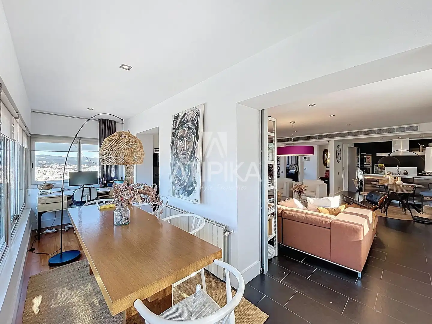 Esszimmer von Maisonette zum Verkauf in Barcelona mit Klimaanlage, Heizung und Terrasse