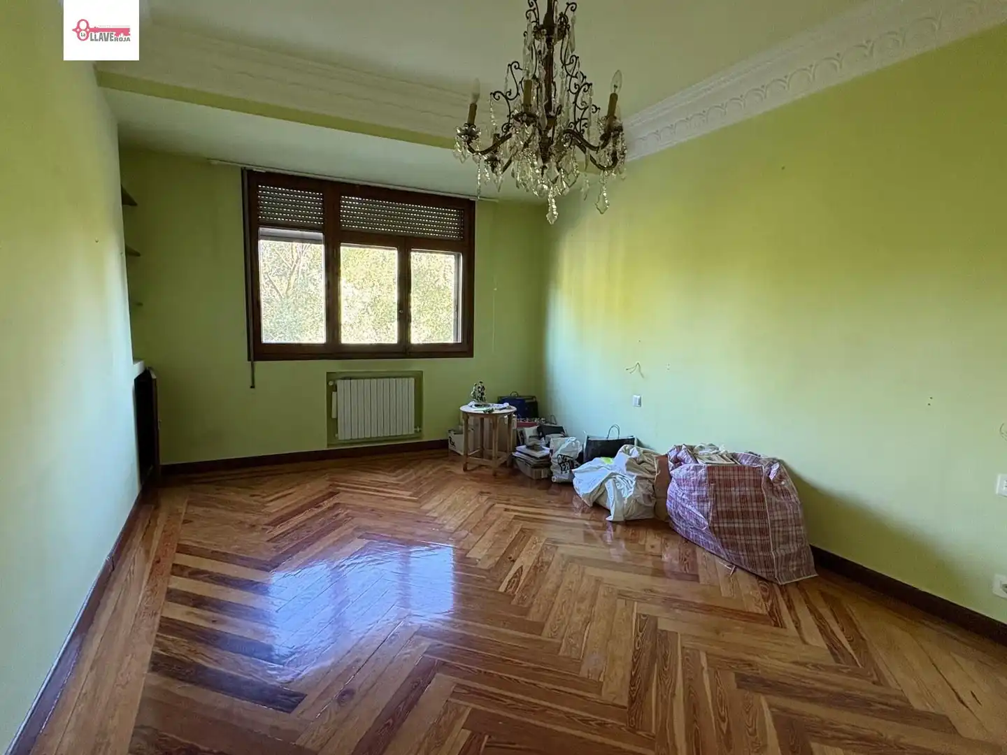Sala d'estar de Pis en venda en Burgos amb Calefacció i Balcó
