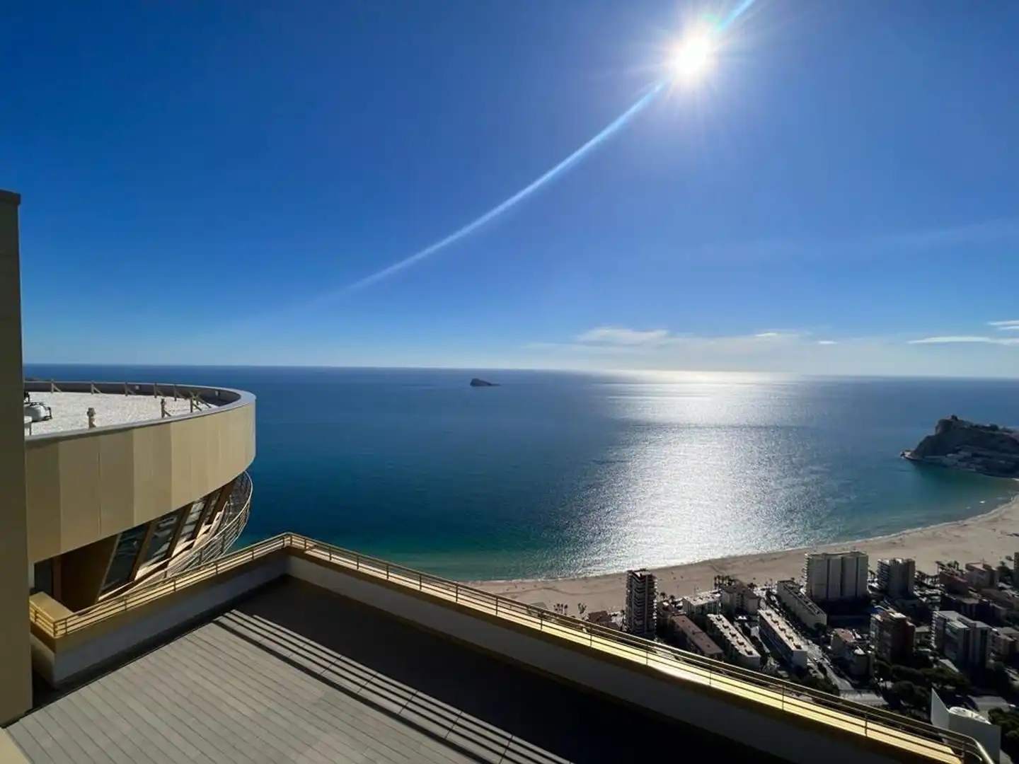 Terrassa de Casa o xalet de lloguer en Benidorm amb Aire condicionat, Jardí privat i Moblat