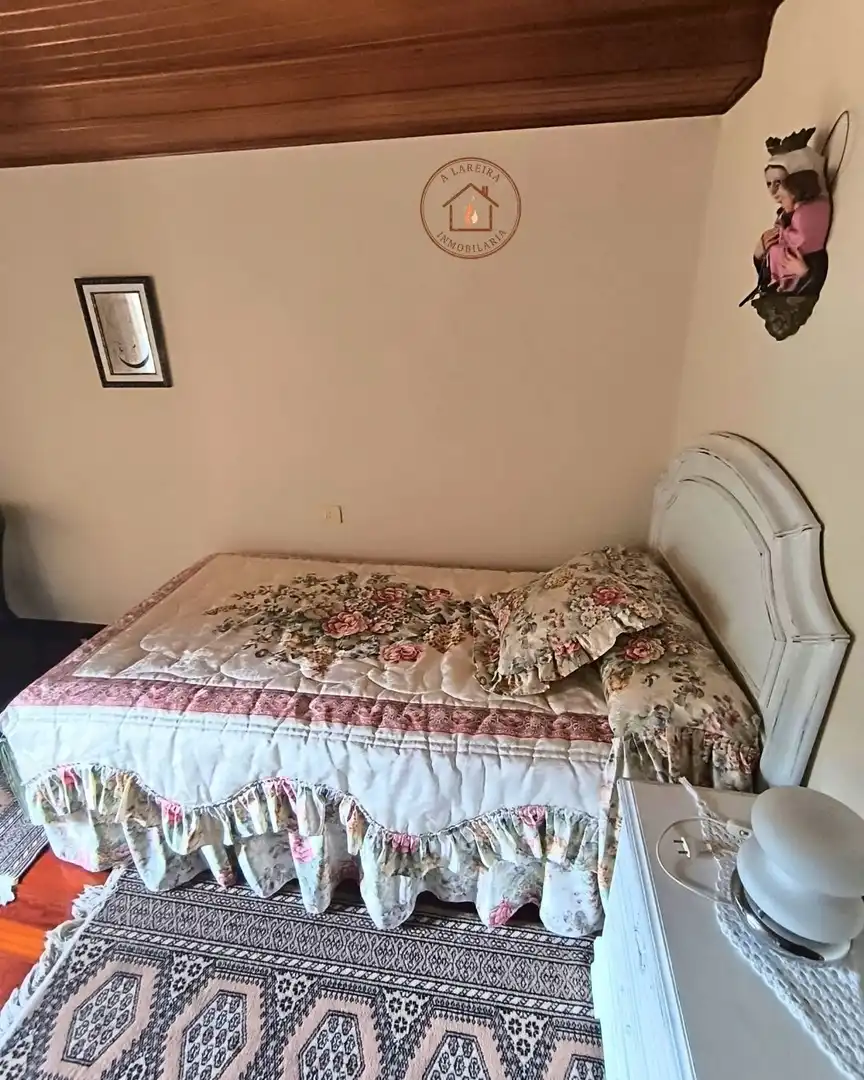Dormitori de Casa o xalet en venda en Pantón amb Calefacció, Jardí privat i Terrassa