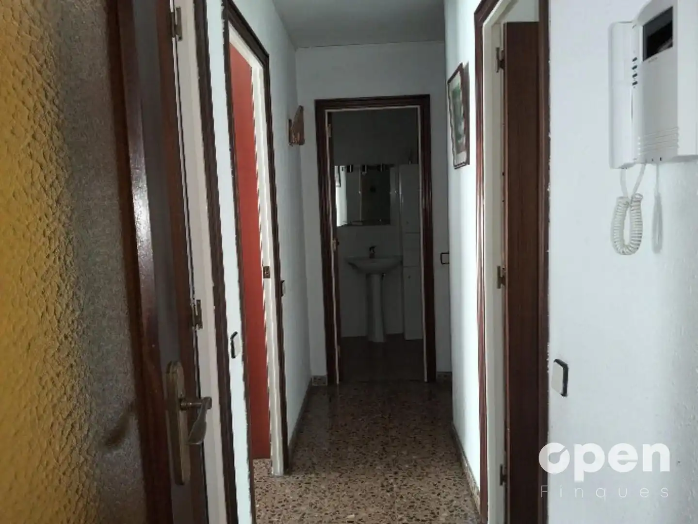 Piso en venta en Terrassa con Calefacción, Terraza y Balcón