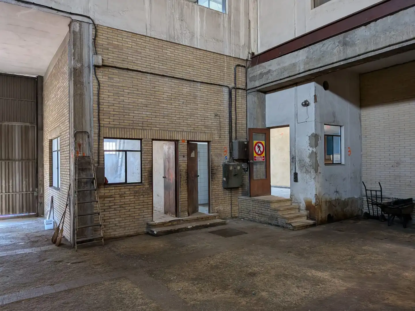 Nave industrial en alquiler en San Pablo - Santa Justa, imagen 6