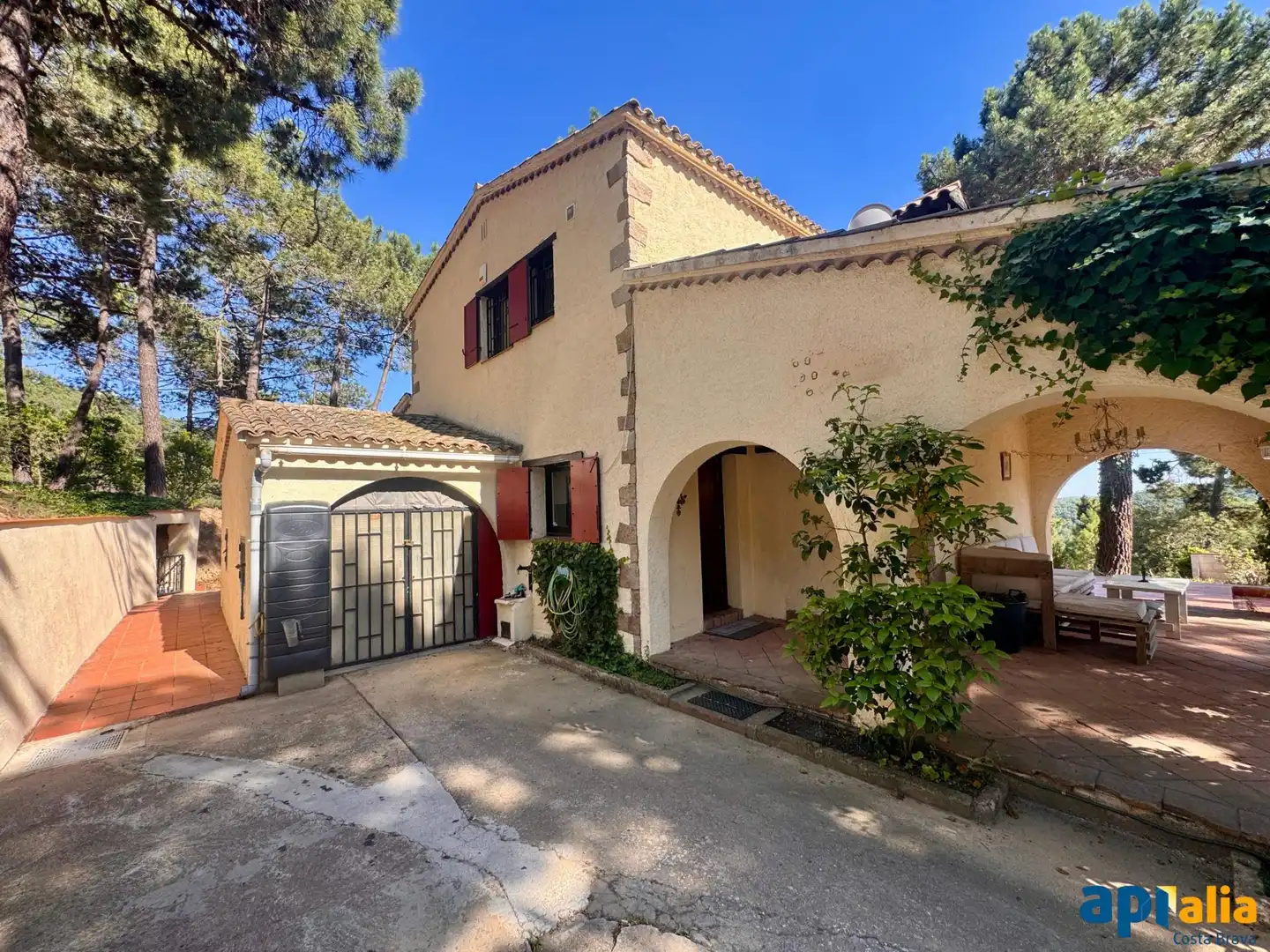 Vista exterior de Casa o xalet en venda en Lloret de Mar amb Aire condicionat, Calefacció i Jardí privat