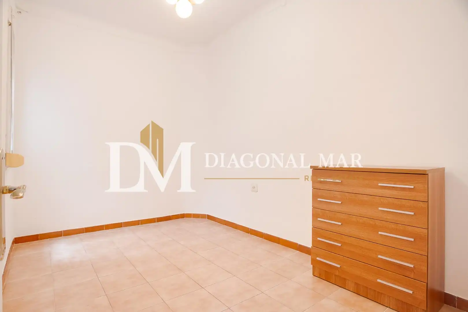 Habitación de Piso en venta en Barcelona con Aire acondicionado y Alarma