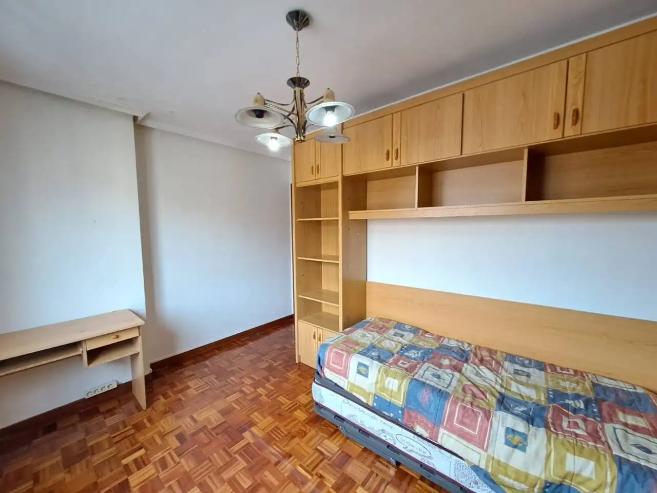 Bedroom of Flat for sale in Burgos  with Heating and Terrace