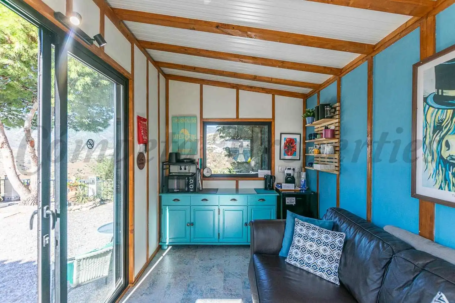 Sala d'estar de Casa o xalet en venda en Cómpeta amb Jardí privat i Terrassa