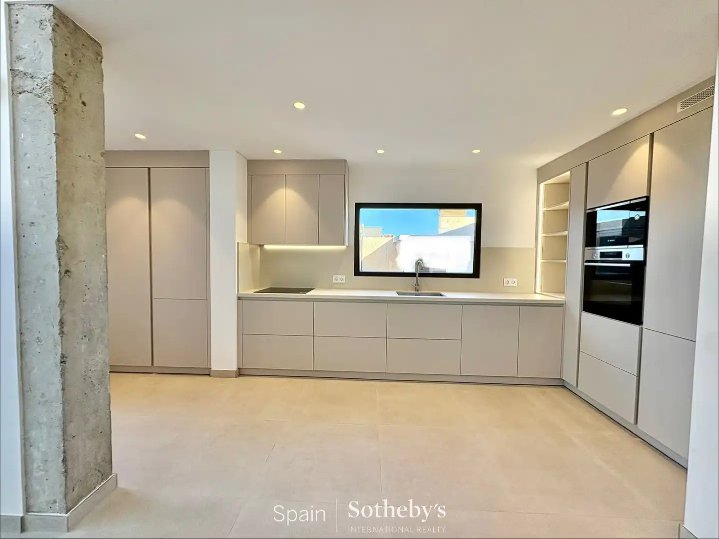 Cocina de Casa o chalet en venta en Granadilla de Abona con Aire acondicionado, Jardín privado y Terraza