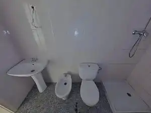 Baño de Piso en venta en Salt con Calefacción, Amueblado y Balcón