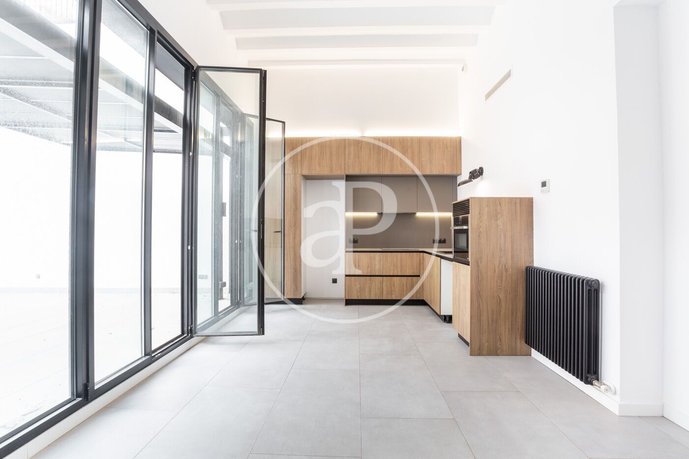 Cuina de Pis en venda en  Barcelona Capital amb Aire condicionat, Calefacció i Jardí privat