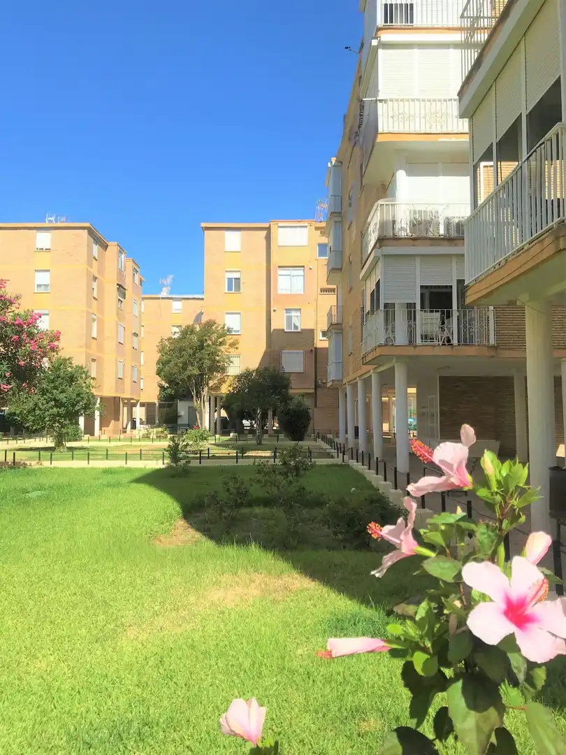 Vista exterior de Piso en venta en Isla Cristina con Terraza y Amueblado