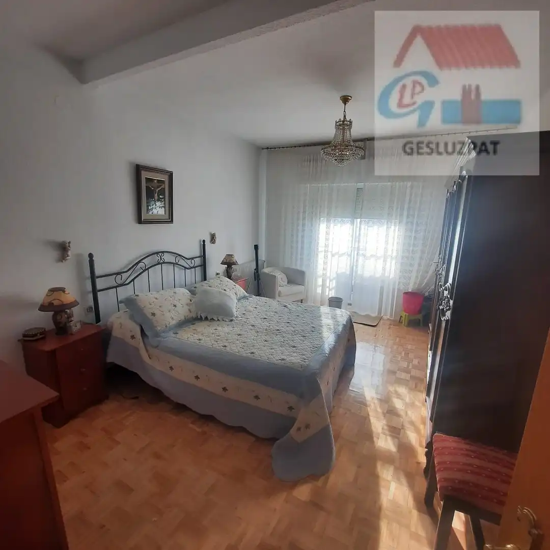 Bedroom of Apartments for sale in Lillo  with Heating and Furnished