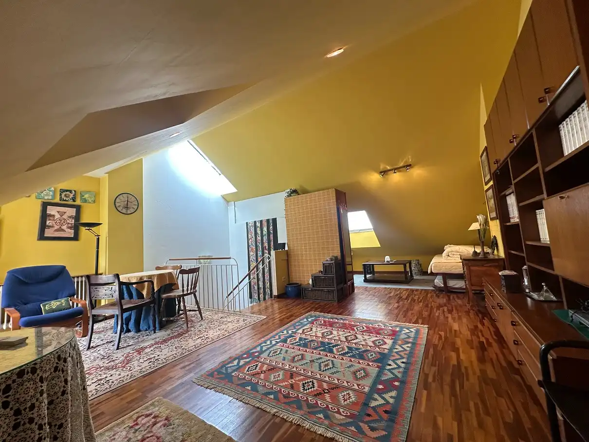 Casa o chalet en venta en Santiago de Compostela  con Calefacción, Jardín privado y Parquet