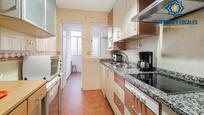 Kitchen of Flat for sale in  Granada Capital  with Balcony