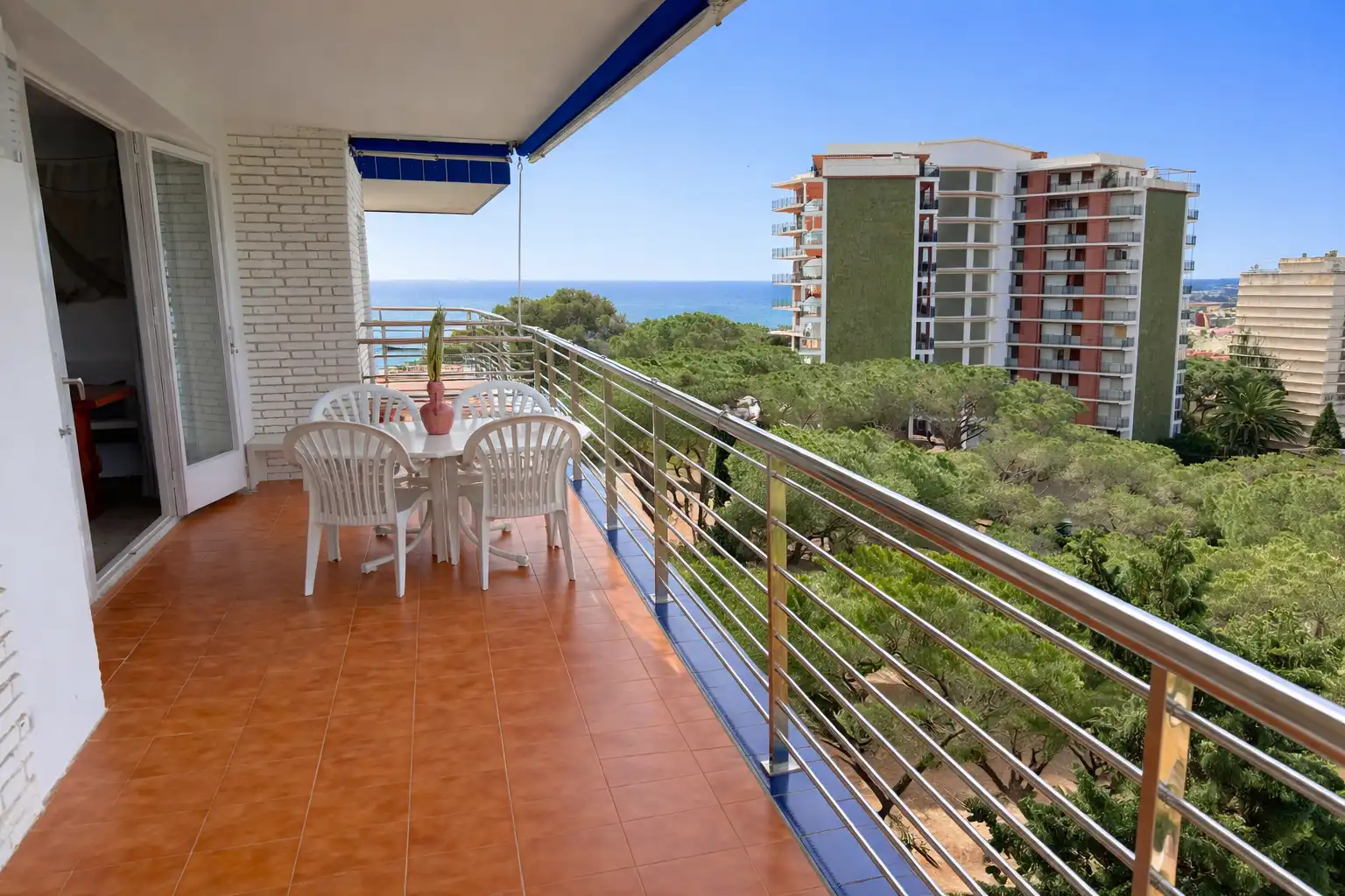 Terrasse von Wohnung zum Verkauf in Castell d'Aro, Platja d'Aro i s'Agaró mit Möbliert
