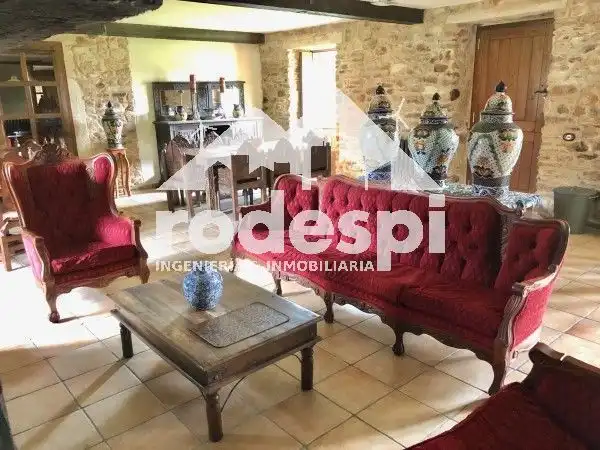 Sala d'estar de Casa o xalet en venda en Curtis amb Calefacció, Traster i Piscina