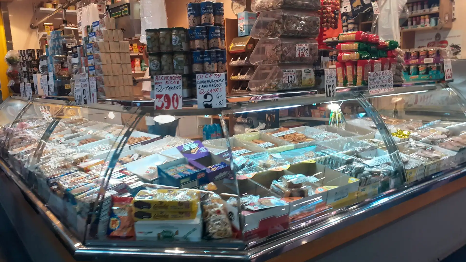 Premises for transfer in Sant Boi de Llobregat  with Air Conditioner, Heating and Furnished