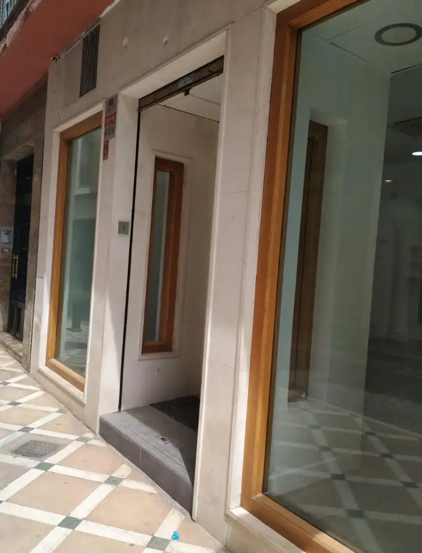 Local commercial à vendre à Calle Federico de Mendizábal, imagen 11