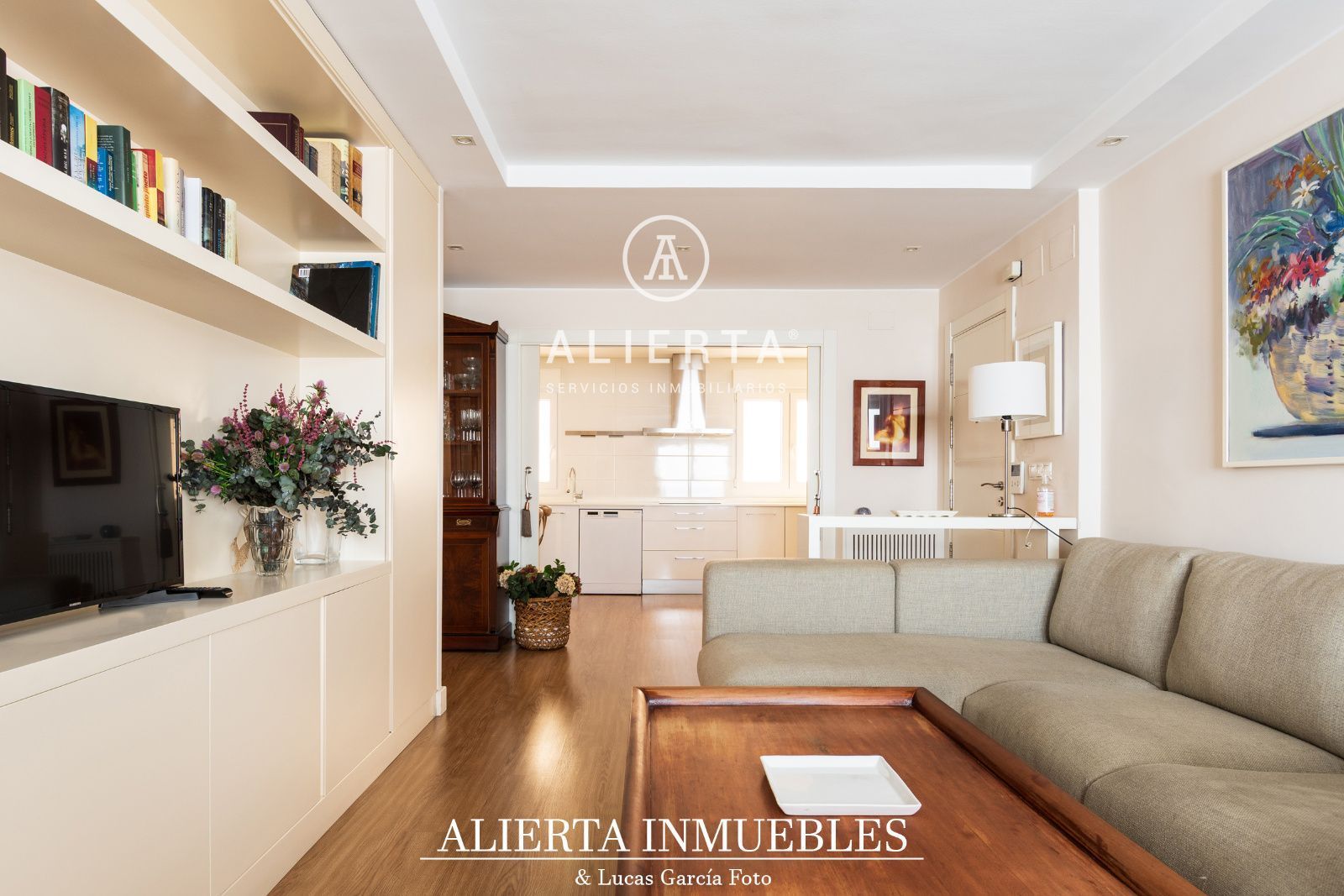 Living room of Flat for sale in  Zaragoza Capital  with Heating