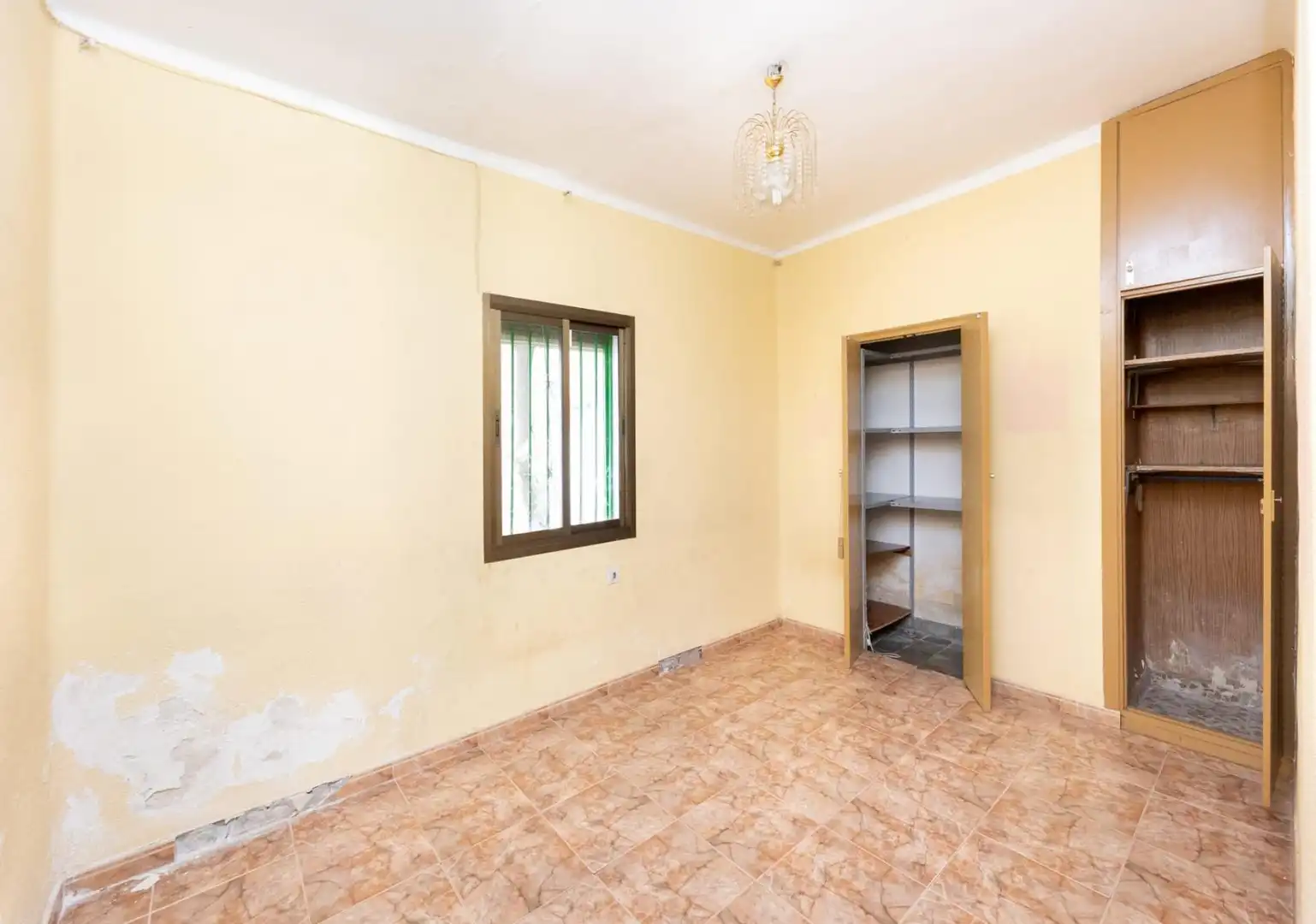 Casa adosada en venta en Granada