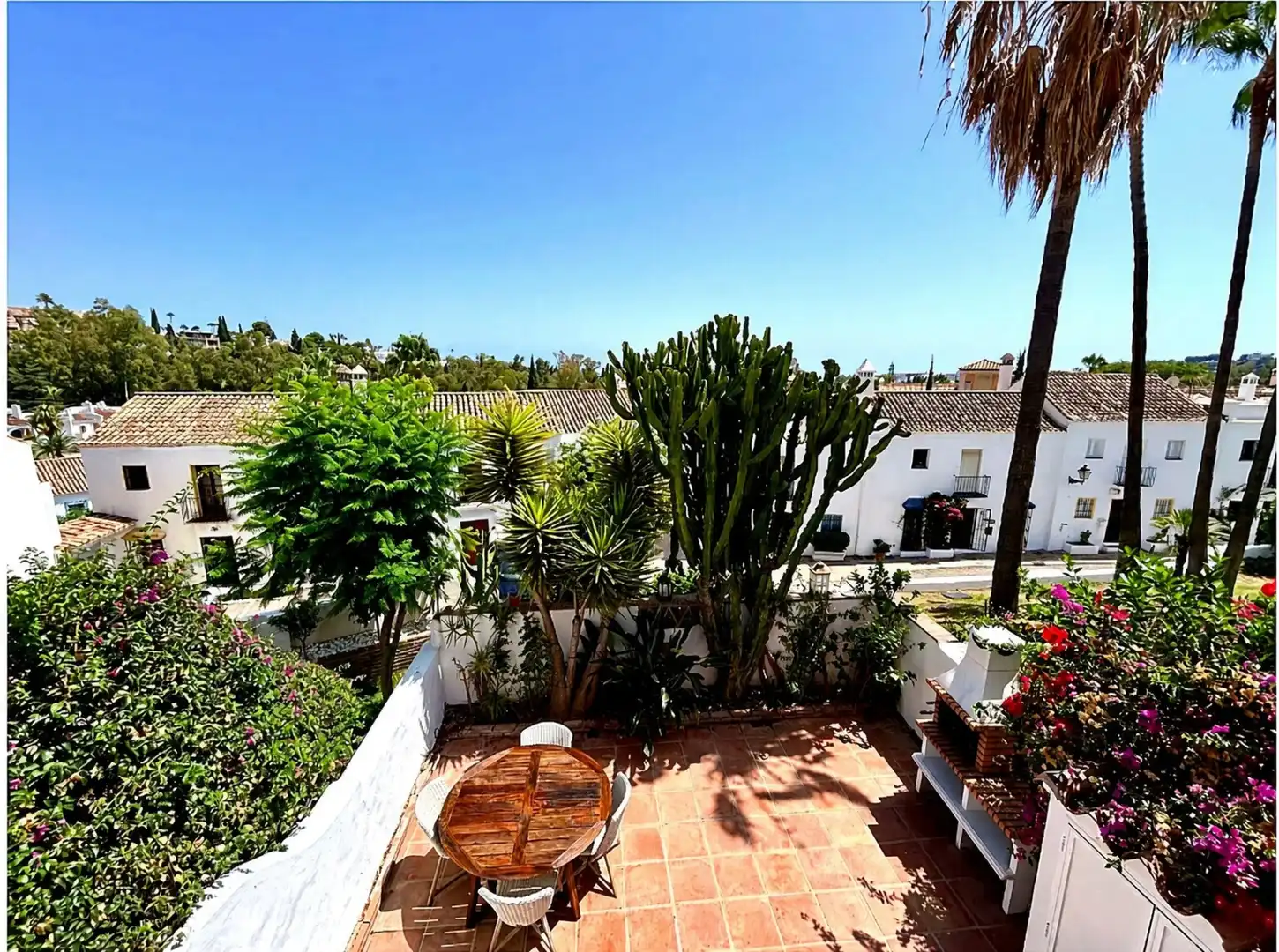 Terraced house with terrace for sale in Nueva Andalucía, imagen 9