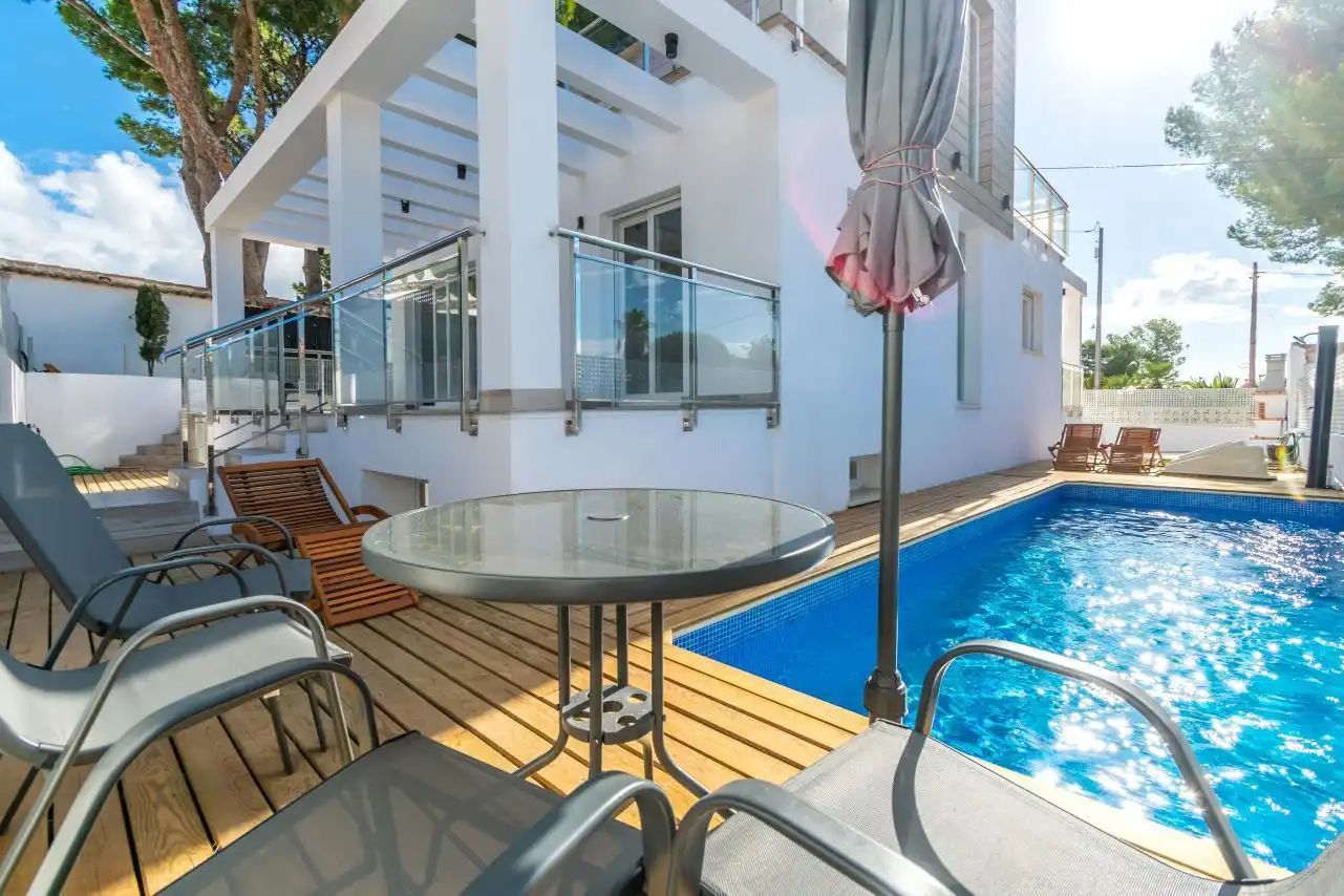 Chalet con piscina en venta en La Nucia Pueblo, imagen 3
