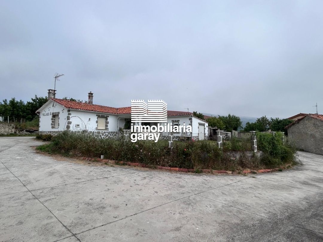 Casa o xalet en venda en Junta de Traslaloma amb Calefacció
