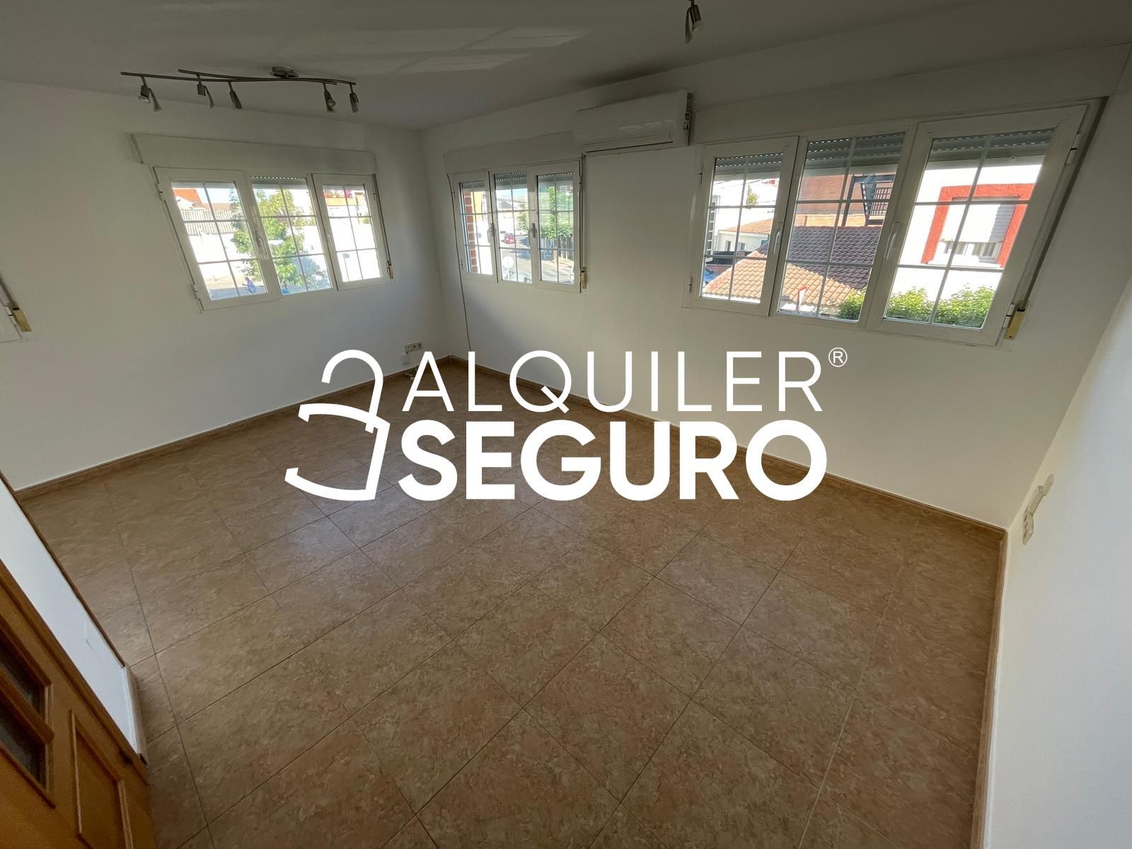 Habitación de Piso de alquiler en Fuente El Saz de Jarama con Aire acondicionado y Calefacción