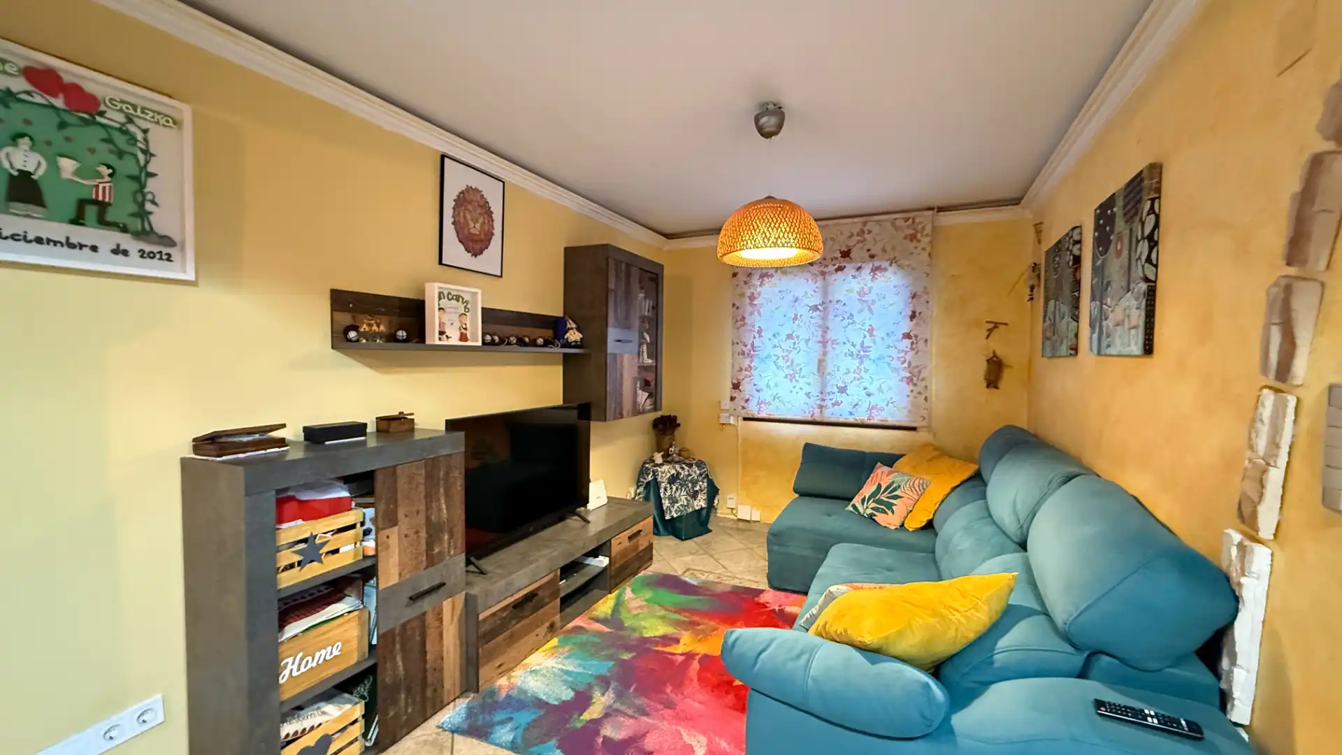 Sala d'estar de Pis en venda en Barakaldo  amb Calefacció i Moblat