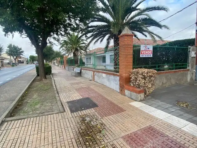 Vista exterior de Casa o chalet en venta en Sonseca con Aire acondicionado, Calefacción y Jardín privado