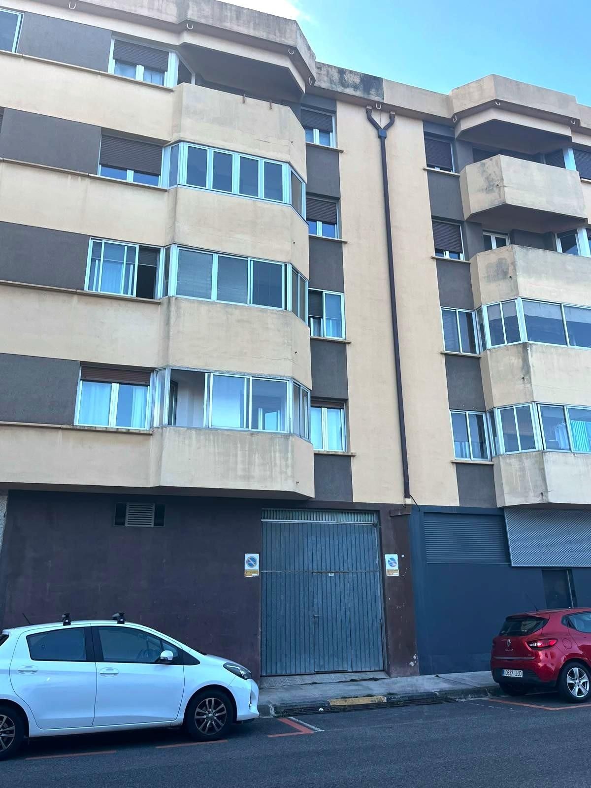 Vista exterior de Garatge en venda en  Pamplona / Iruña