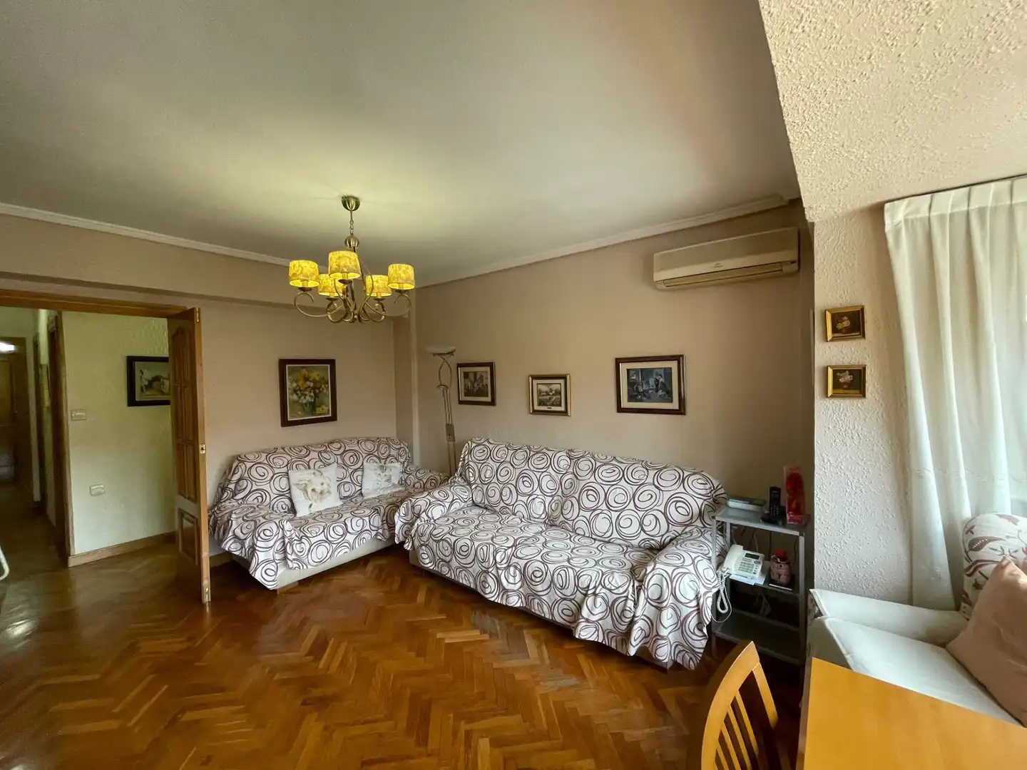Sala d'estar de Pis en venda en Valencia amb Aire condicionat, Calefacció i Moblat