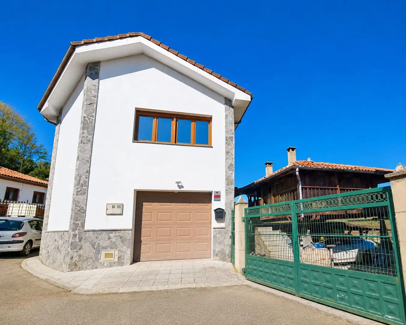 Casa con jardín en venta en Grado, imagen 3