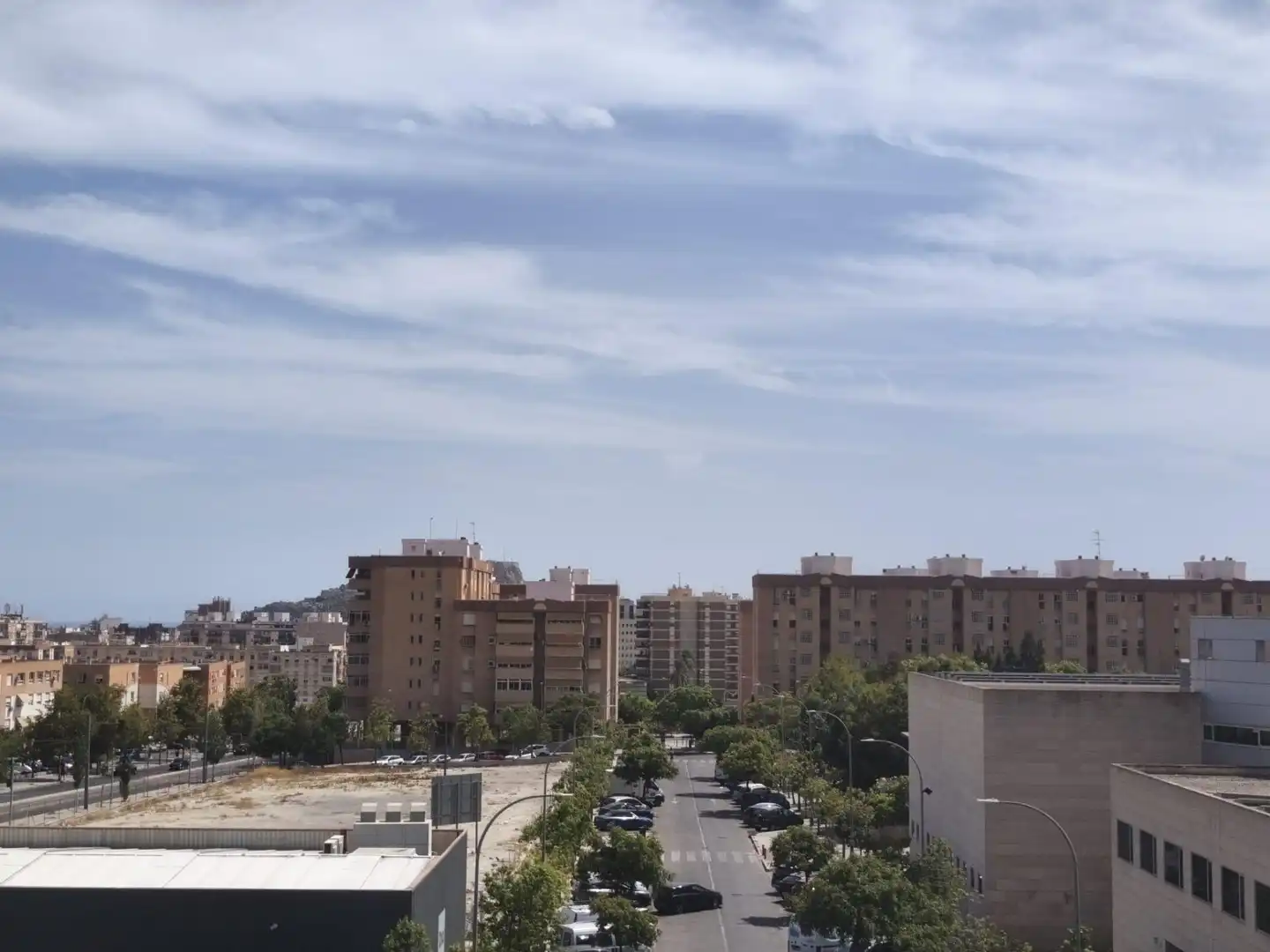 Vista exterior de Dúplex en venda en Alicante / Alacant amb Aire condicionat, Traster i Moblat