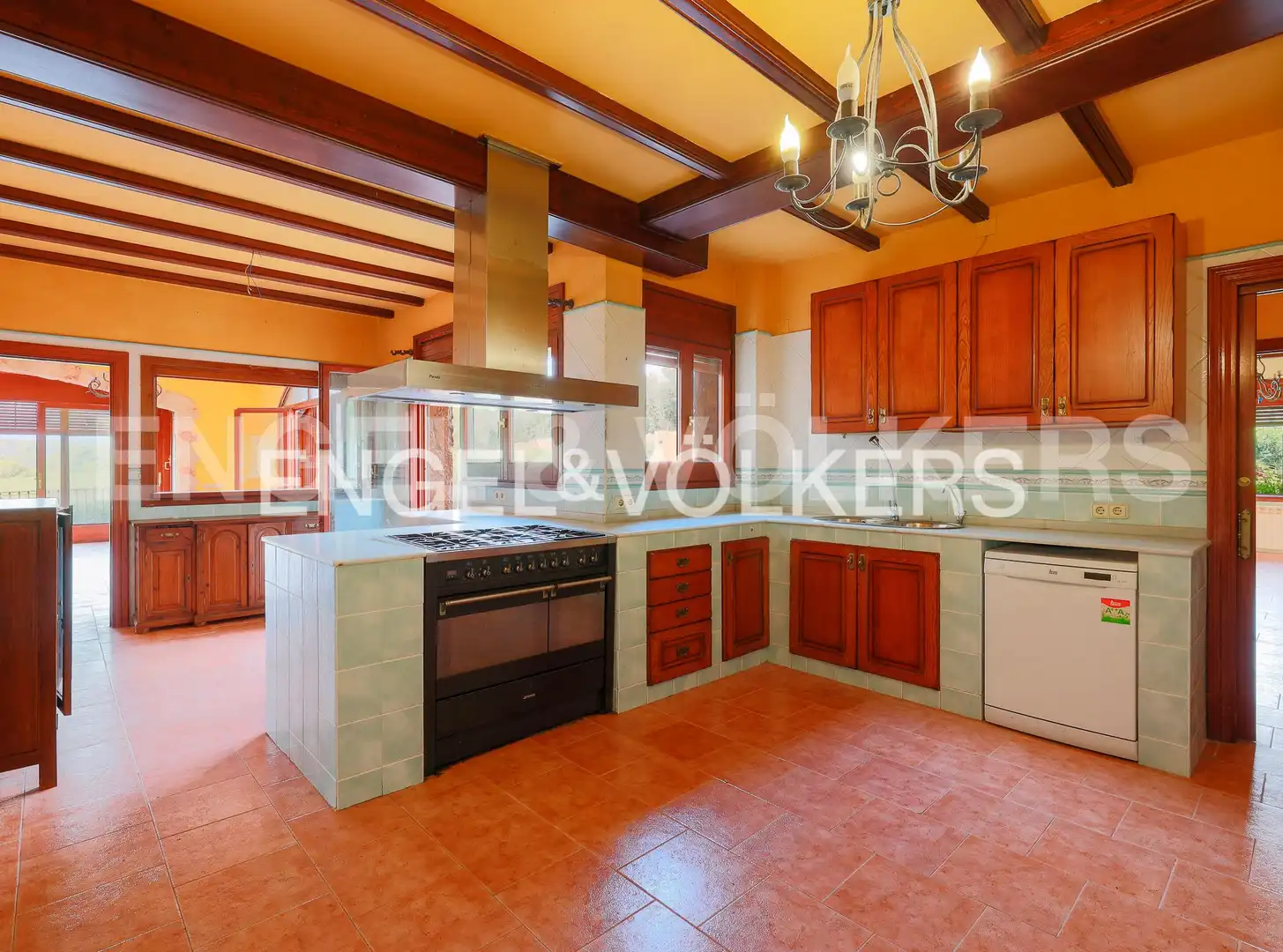 Cocina de Casa o chalet en venta en Montcada i Reixac con Calefacción, Jardín privado y Terraza