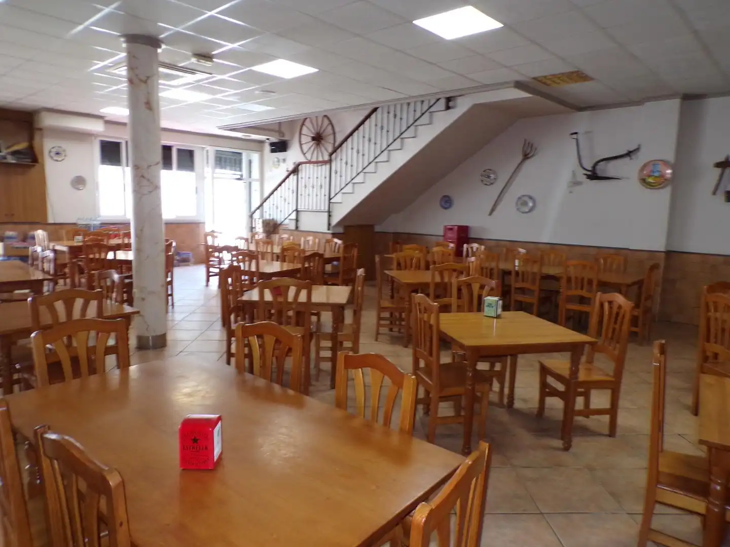 Commercial properties for sale in Castellón de la Plana / Castelló de la Plana  with Air Conditioner, Terrace and Furnished