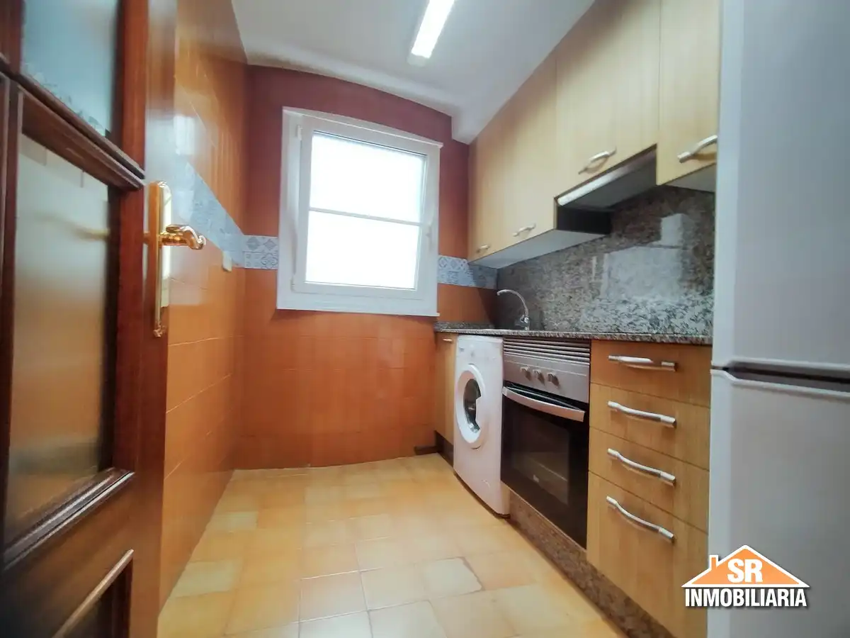 Kitchen of Apartments for rent in A Coruña Capital   with Heating, Oven and Washing machine