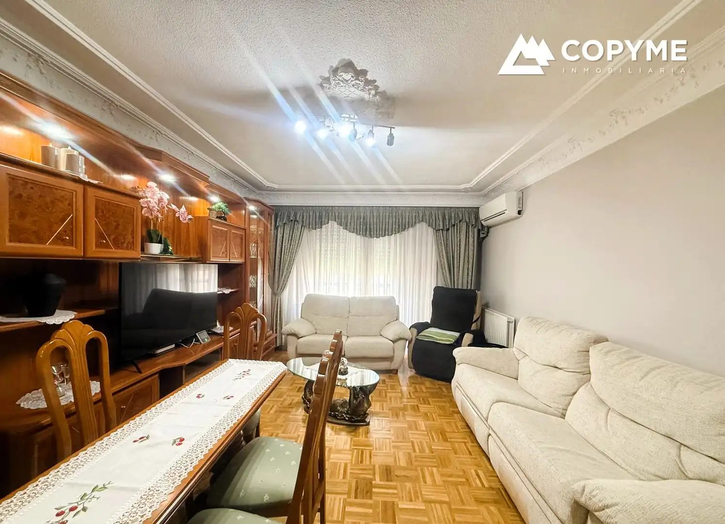 Sala de estar de Piso en venta en Torrijos con Aire acondicionado, Calefacción y Amueblado