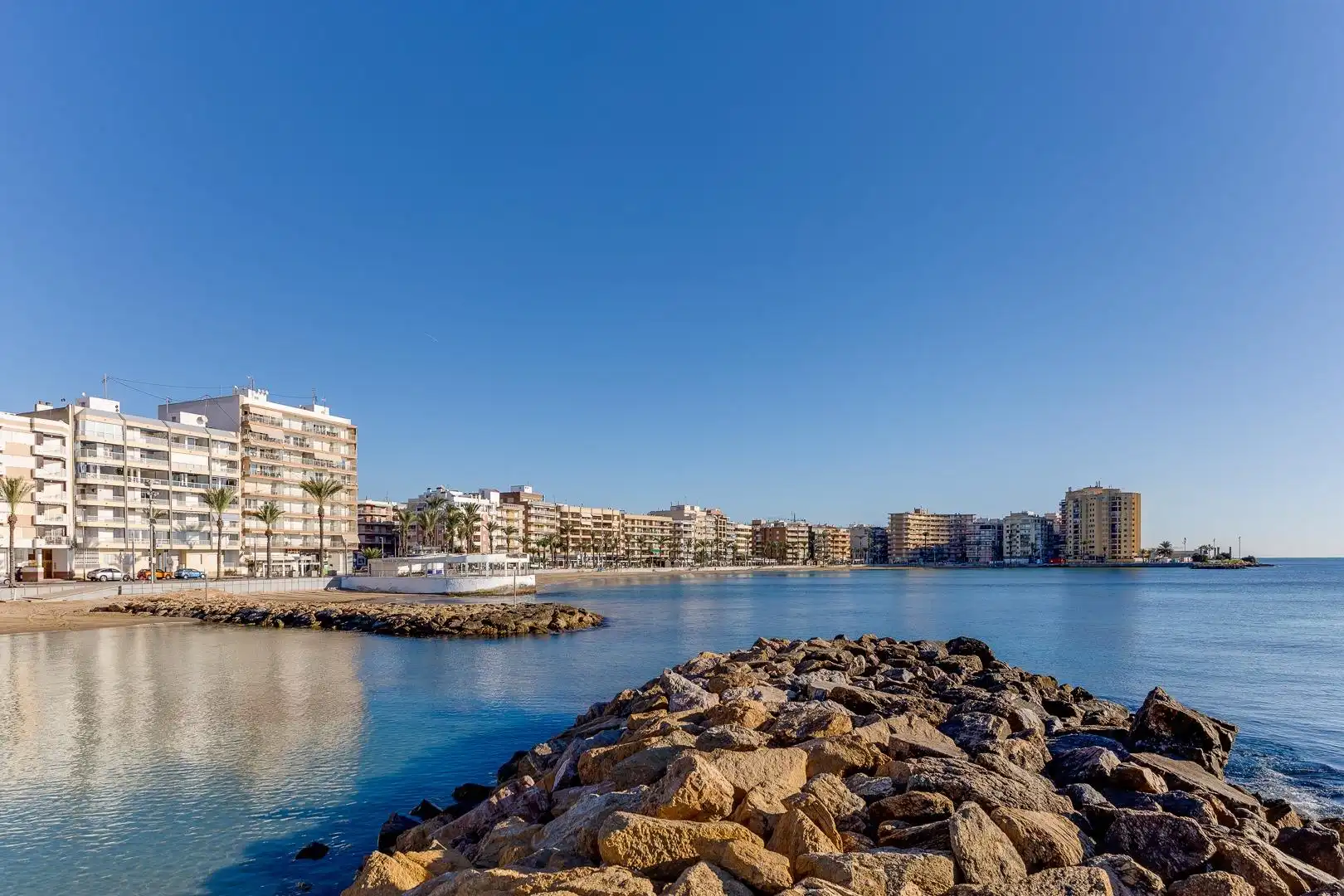 Exterior view of Study for sale in Torrevieja  with Air Conditioner, Terrace and Balcony