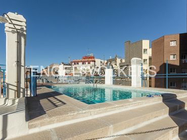 Pis amb piscina en venda a Barrio de Salamanca