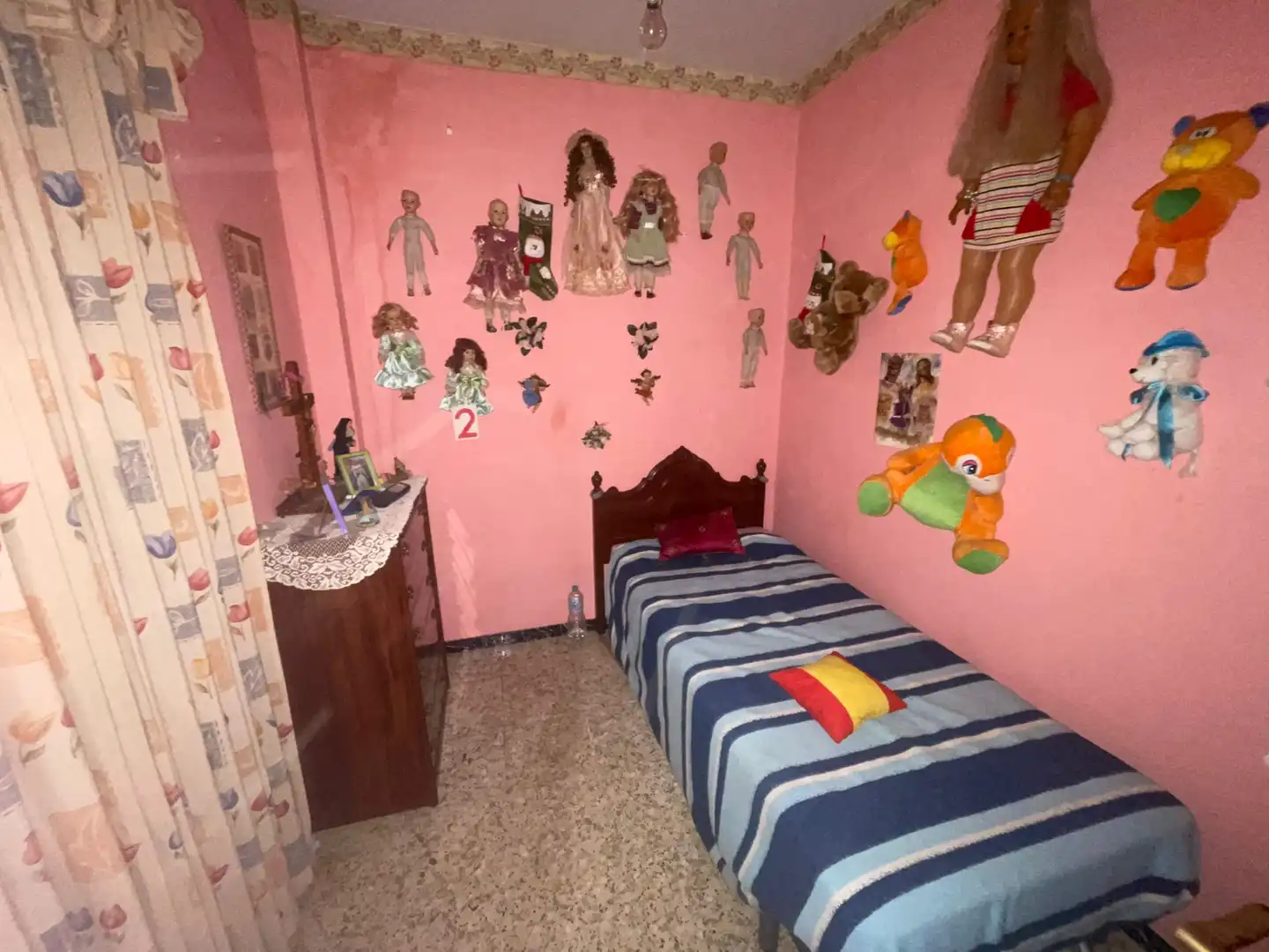 Bedroom of Houses for sale in Carrión de los Céspedes  with Private garden