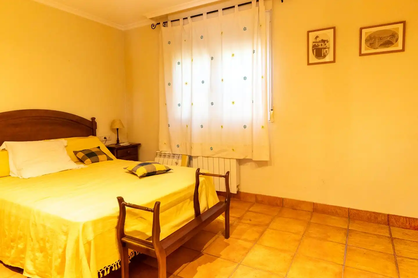 Dormitori de Casa o xalet en venda en Elche / Elx amb Calefacció, Terrassa i Traster